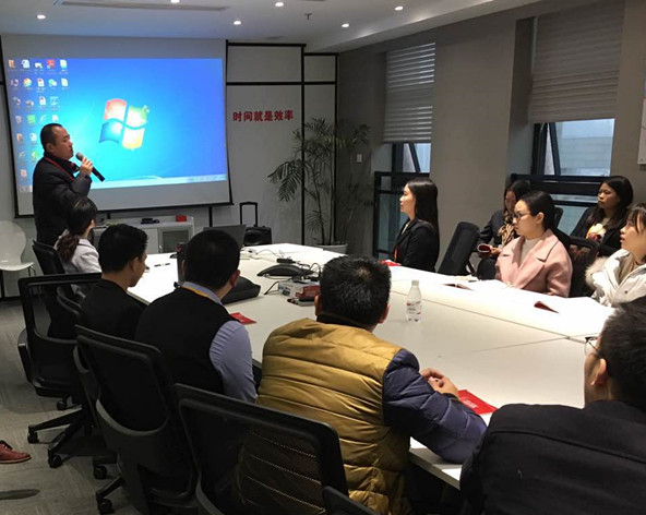 纪检监察部赴重租赁公司开展廉洁教育培训活动