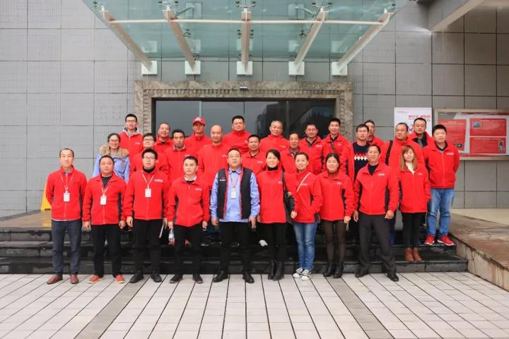 五月天伊人久久久久农机福建经销商交流会隆重召开